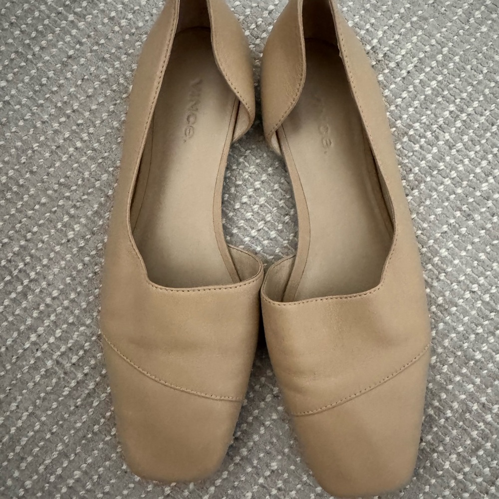 Vince Women's Tan Leather Flats size US7/37